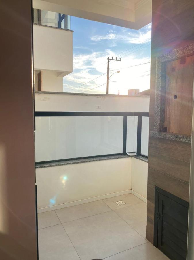 Apartamento térreo com jardim gourmet Piçarras Exterior foto